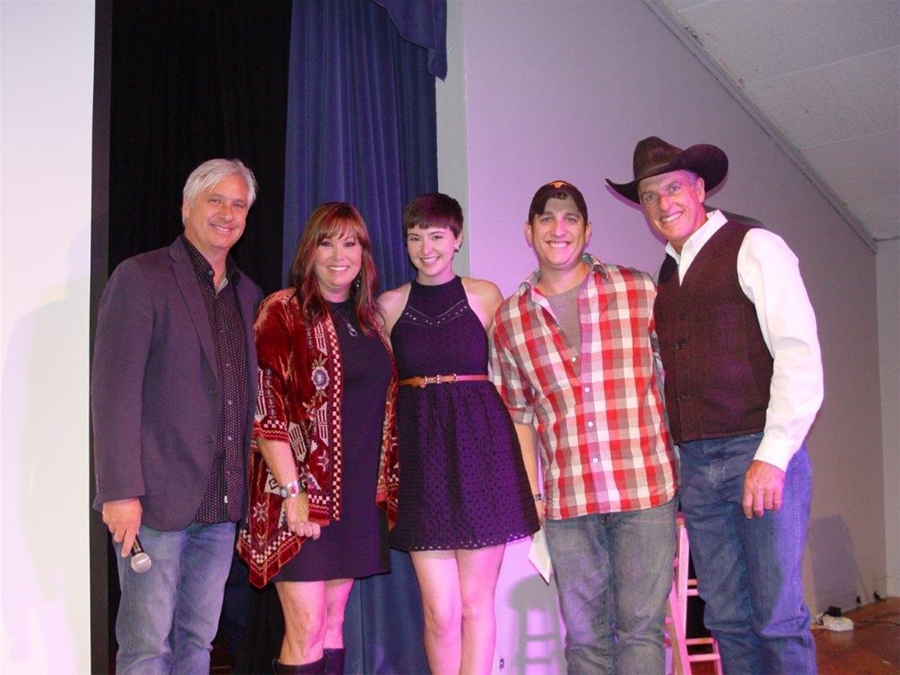 Crider Bogguss with Taylor Swantner and Wildman.jpg